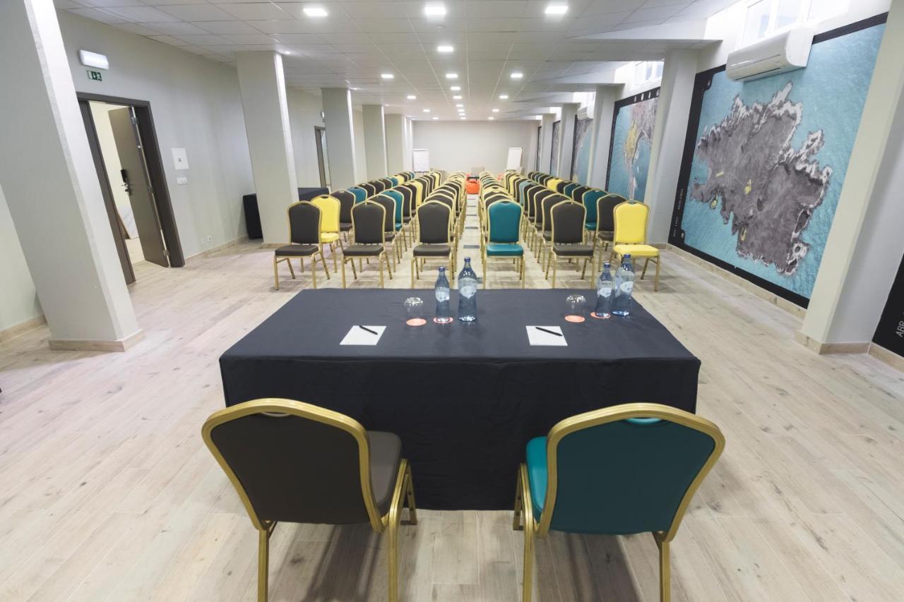 Star Inn Peniche Luaran gambar