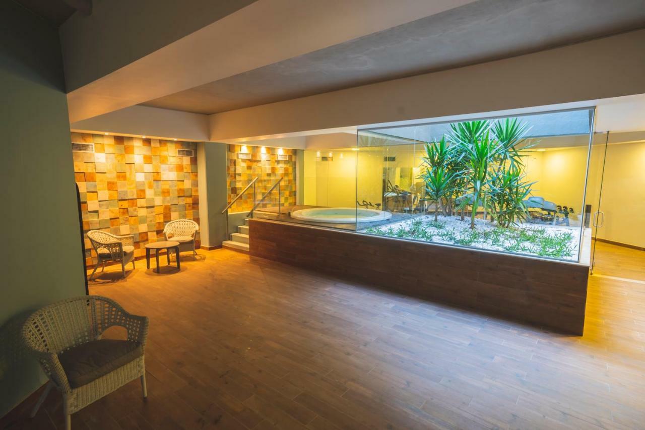 Star Inn Peniche Luaran gambar